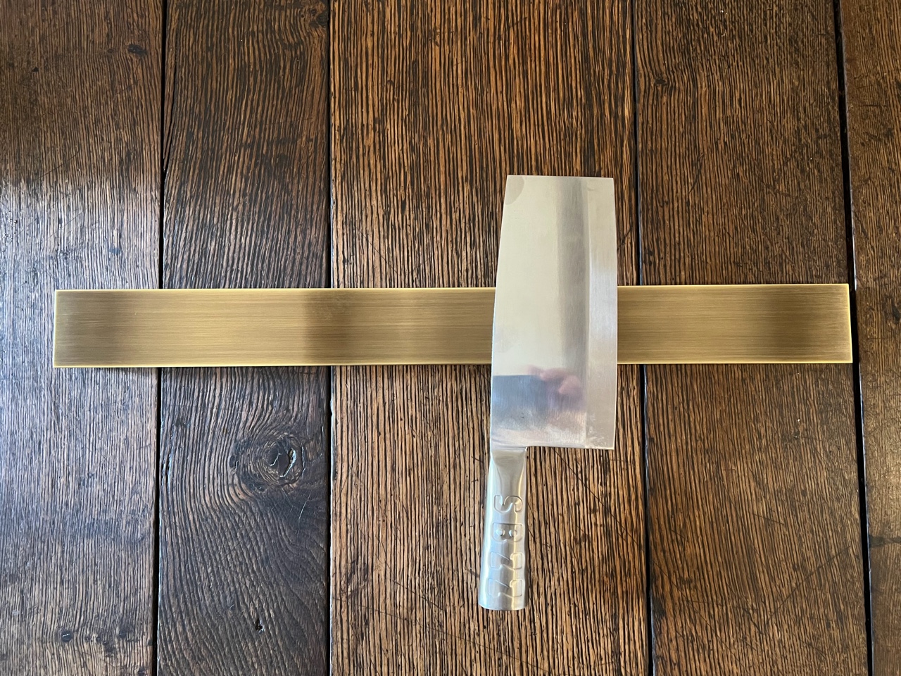 Magnetic Knife Stand - Brass